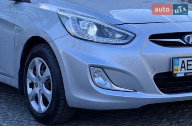 Седан Hyundai Accent 2013 в Дніпрі
