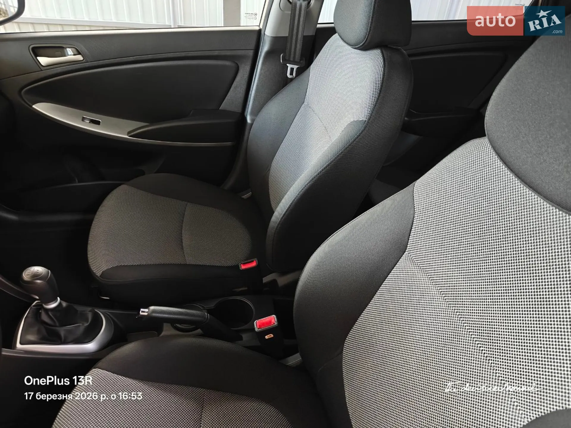 2011 Hyundai Accent - мініатюра 14
