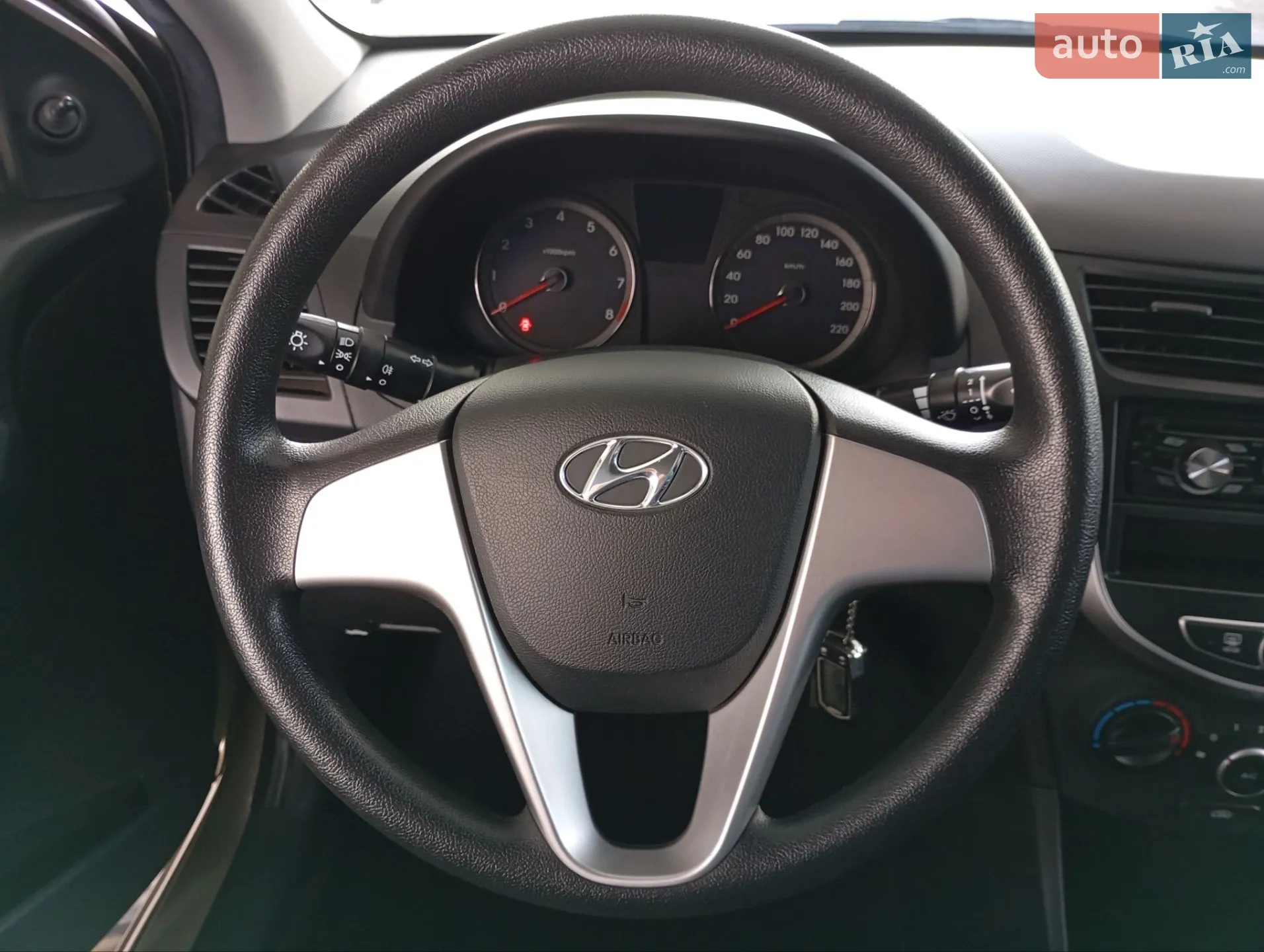 2011 Hyundai Accent - мініатюра 19