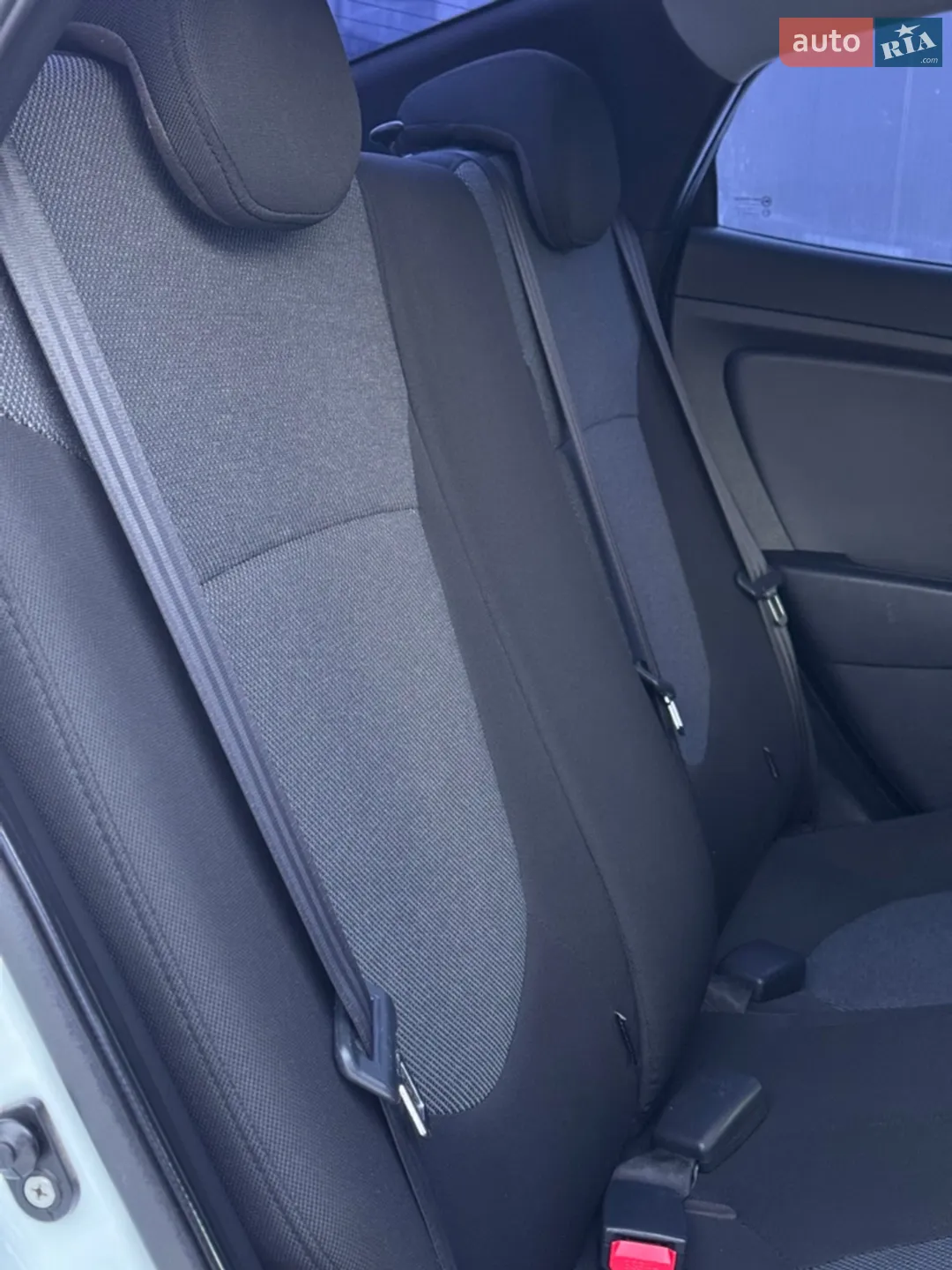 2012 Hyundai Accent - мініатюра 29