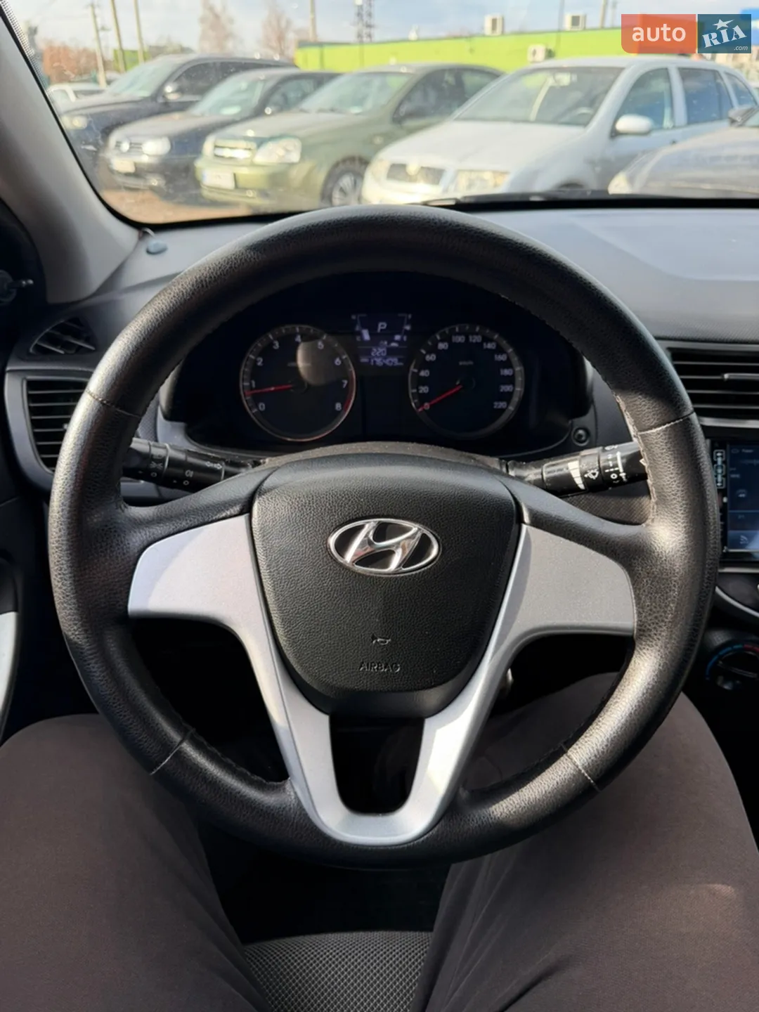 2011 Hyundai Accent - мініатюра 27