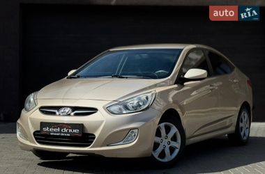 Седан Hyundai Accent 2011 в Николаеве