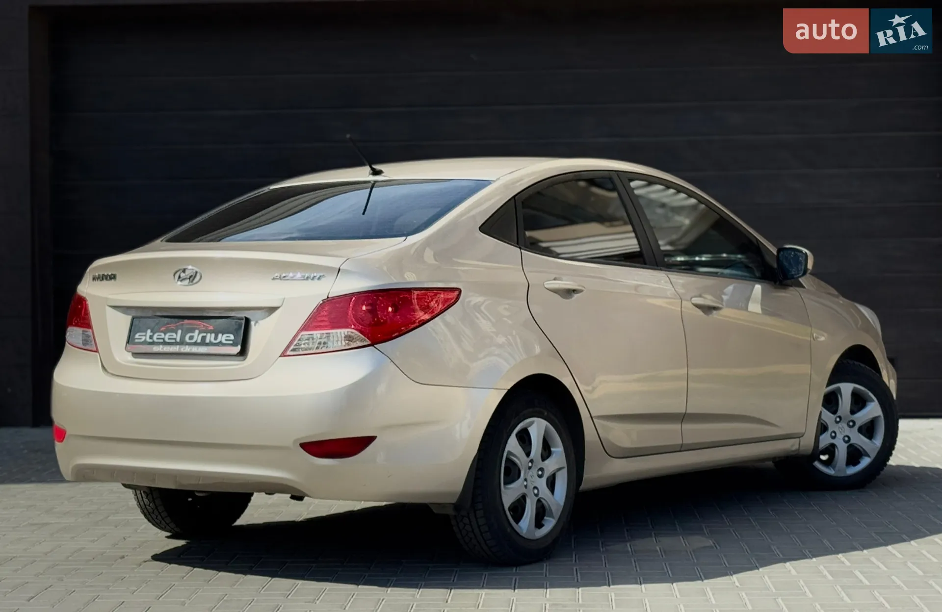 2011 Hyundai Accent - мініатюра 6