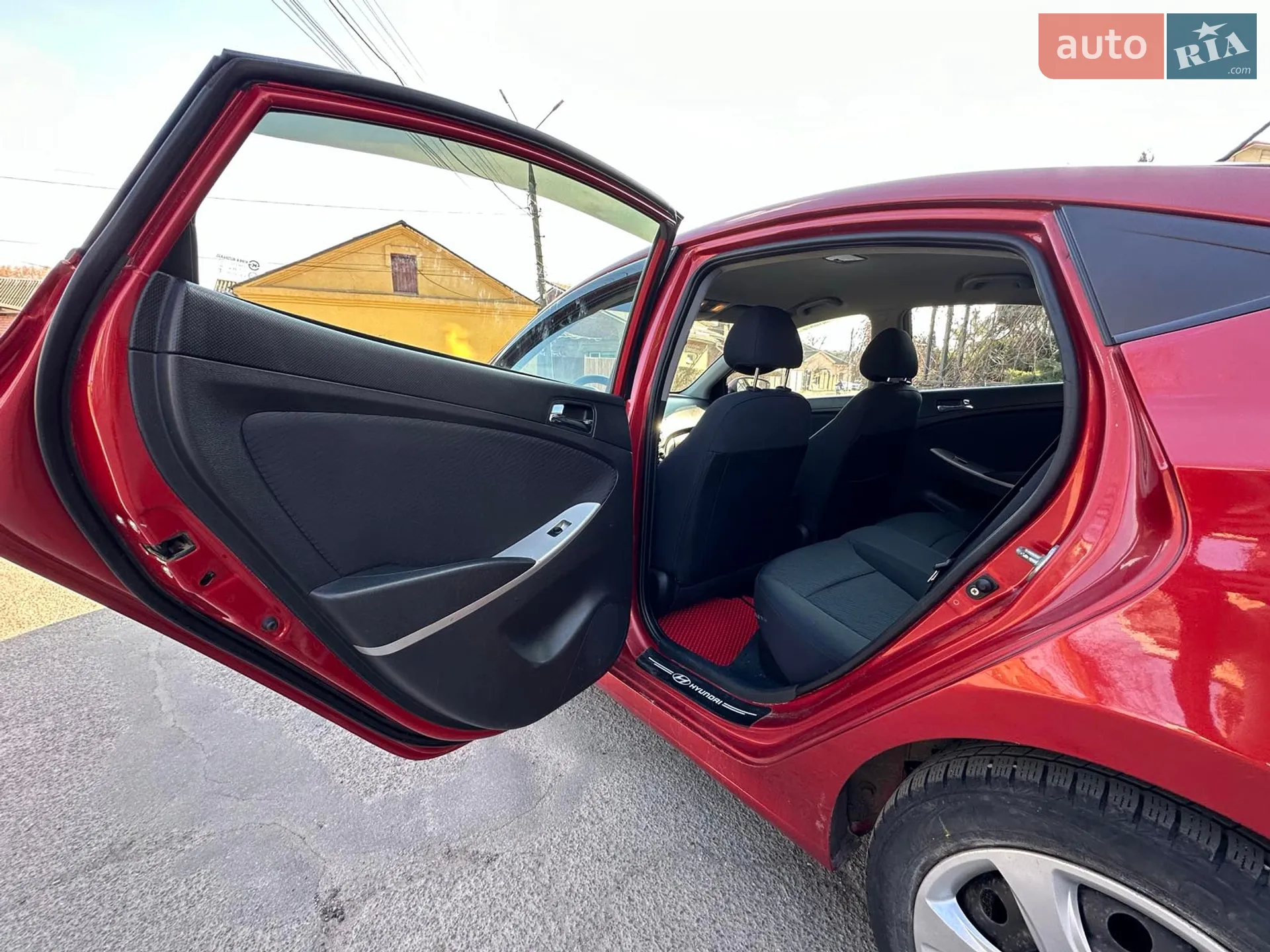2011 Hyundai Accent - мініатюра 16