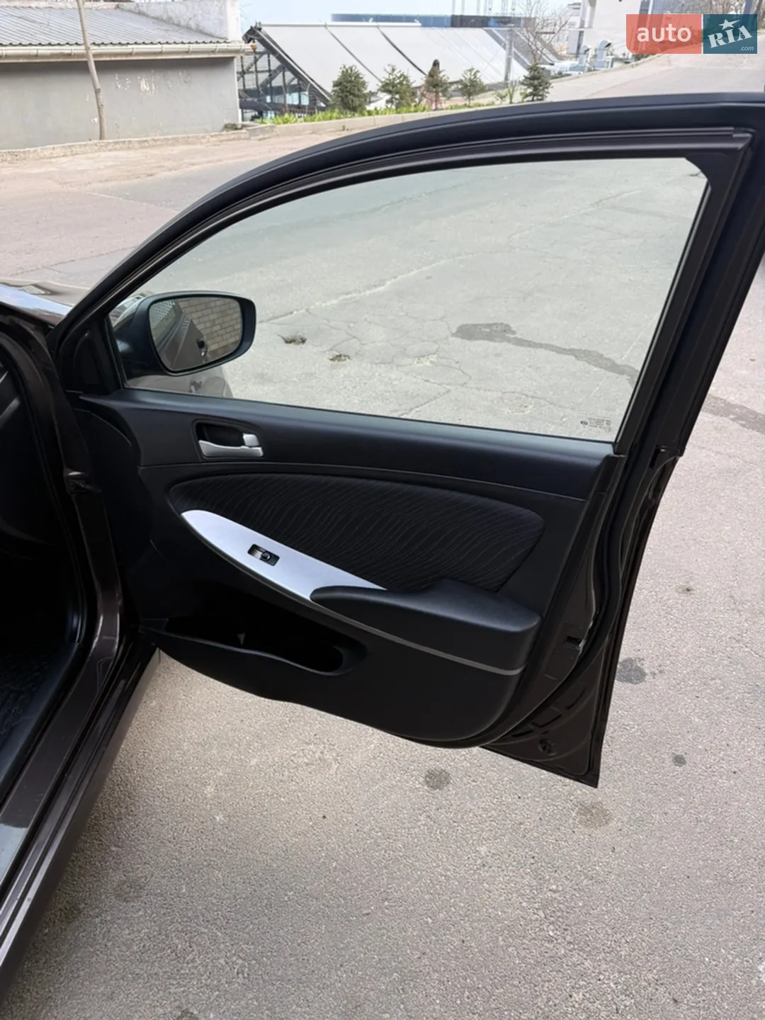 2016 Hyundai Accent - мініатюра 17