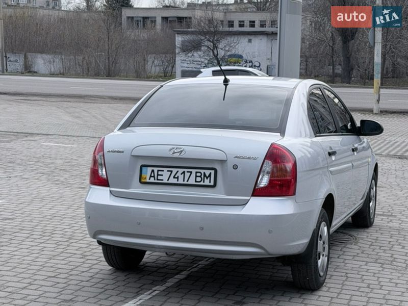 Седан Hyundai Accent 2008 в Дніпрі