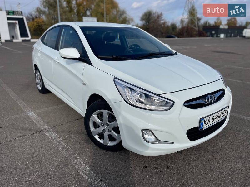 Седан Hyundai Accent 2013 в Киеве фото 2 Седан Hyundai Accent 2013 в Киеве