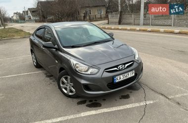 Седан Hyundai Accent 2011 в Попельне