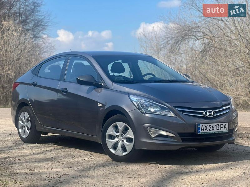 Hyundai Accent 2015