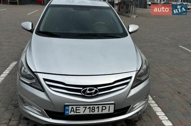 Седан Hyundai Accent 2016 в Днепре