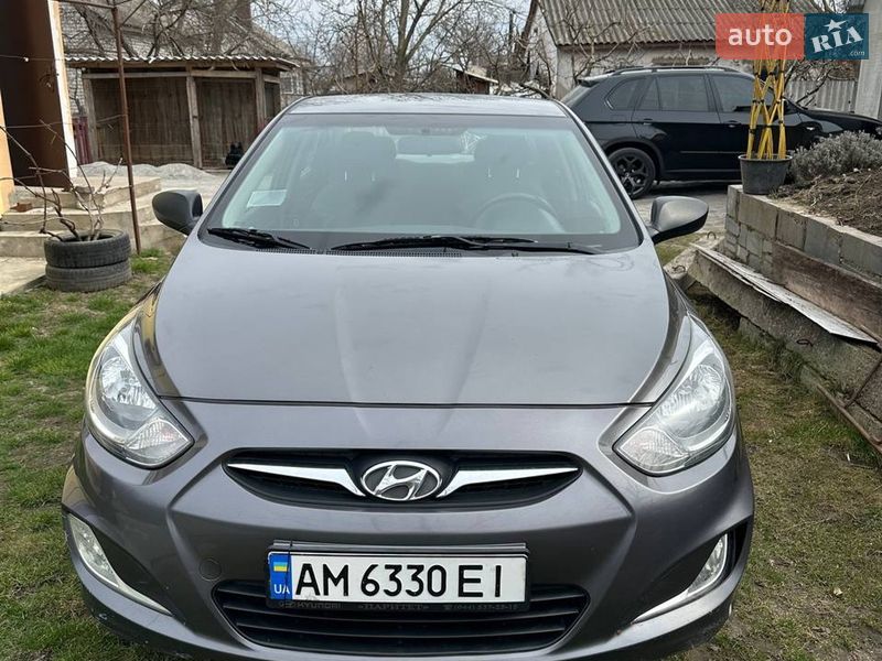 Hyundai Accent 2011