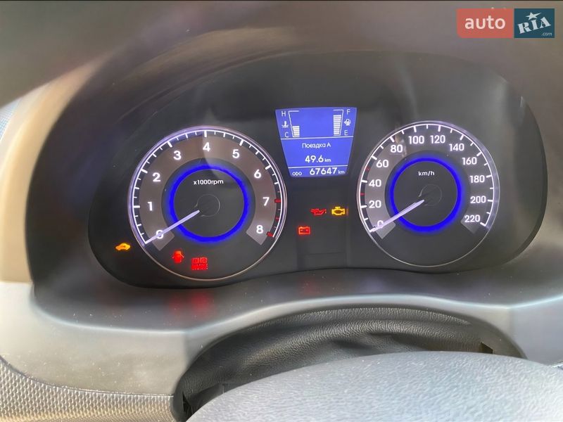 Седан Hyundai Accent 2012 в Сумах