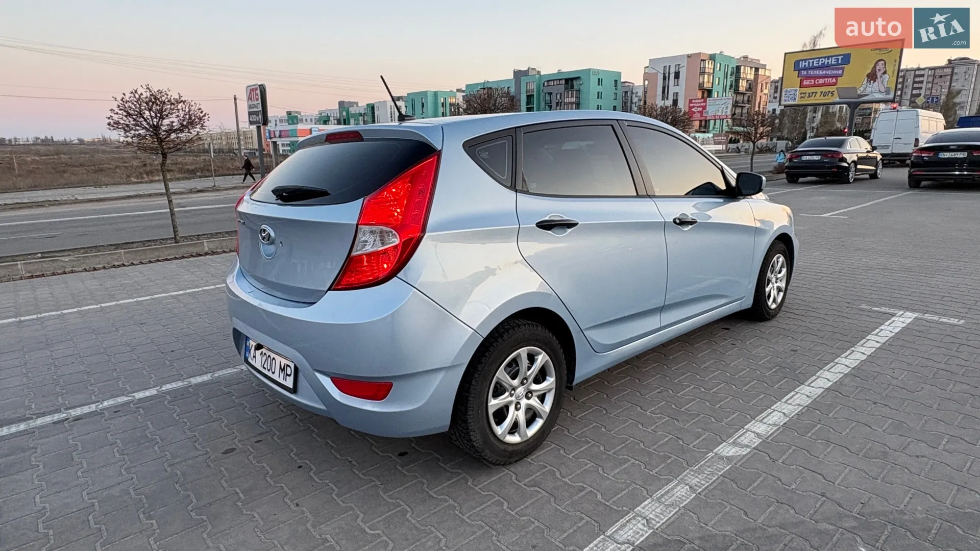 2012 Hyundai Accent - мініатюра 5