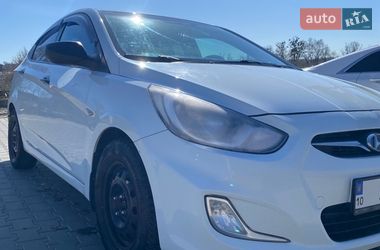 Седан Hyundai Accent 2014 в Ірпені