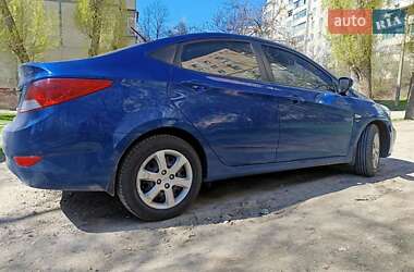 Седан Hyundai Accent 2013 в Запоріжжі