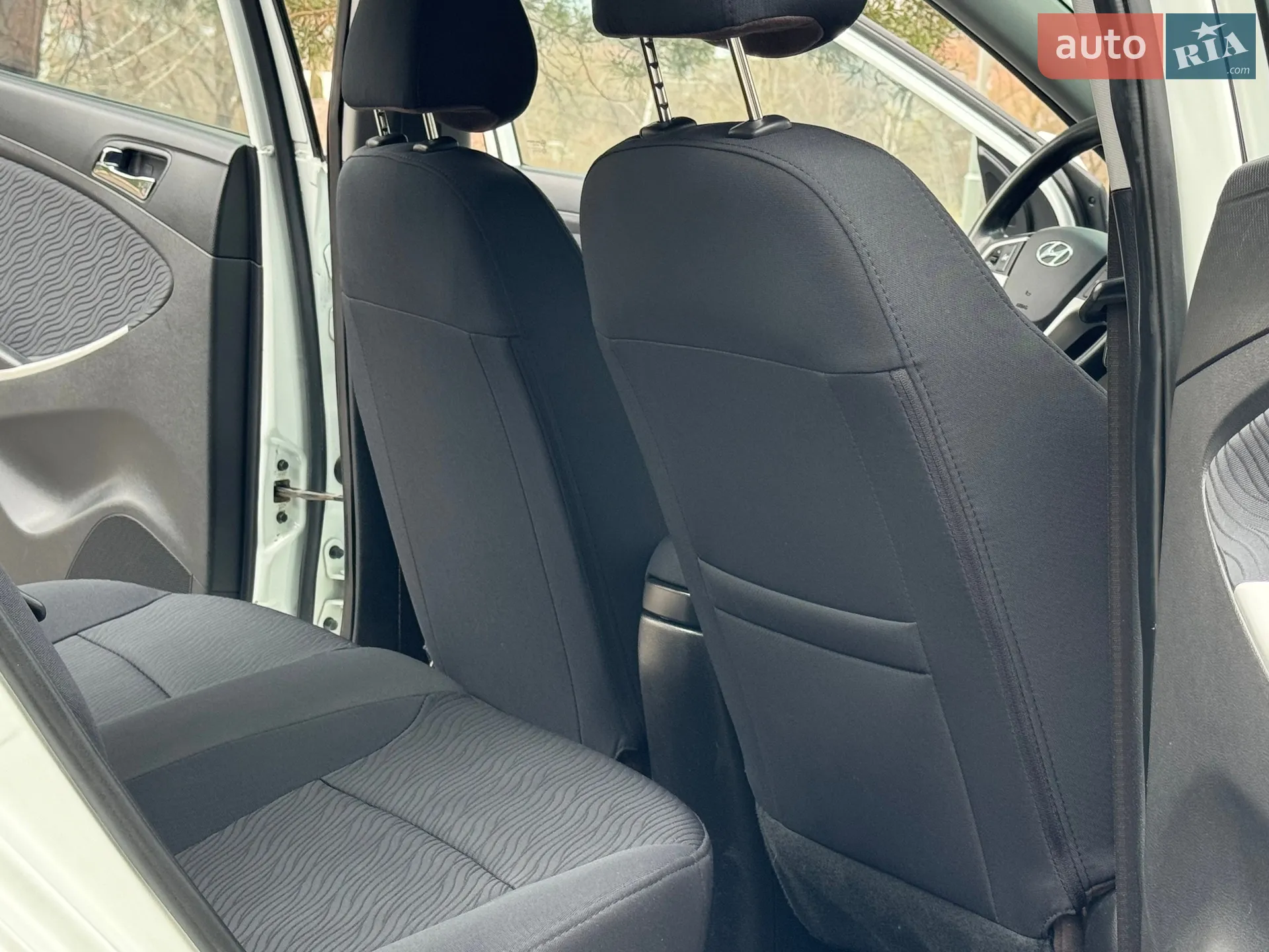 2012 Hyundai Accent - мініатюра 75