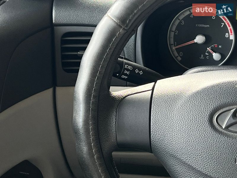 Седан Hyundai Accent 2008 в Киеве