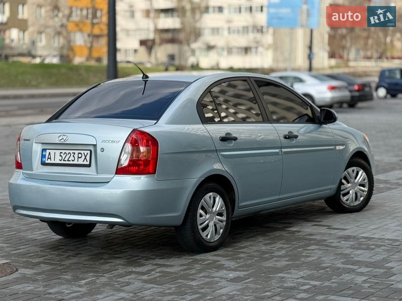 Седан Hyundai Accent 2007 в Днепре
