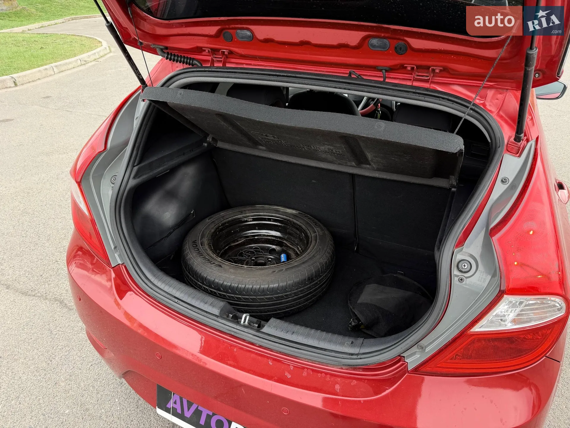2012 Hyundai Accent - мініатюра 31