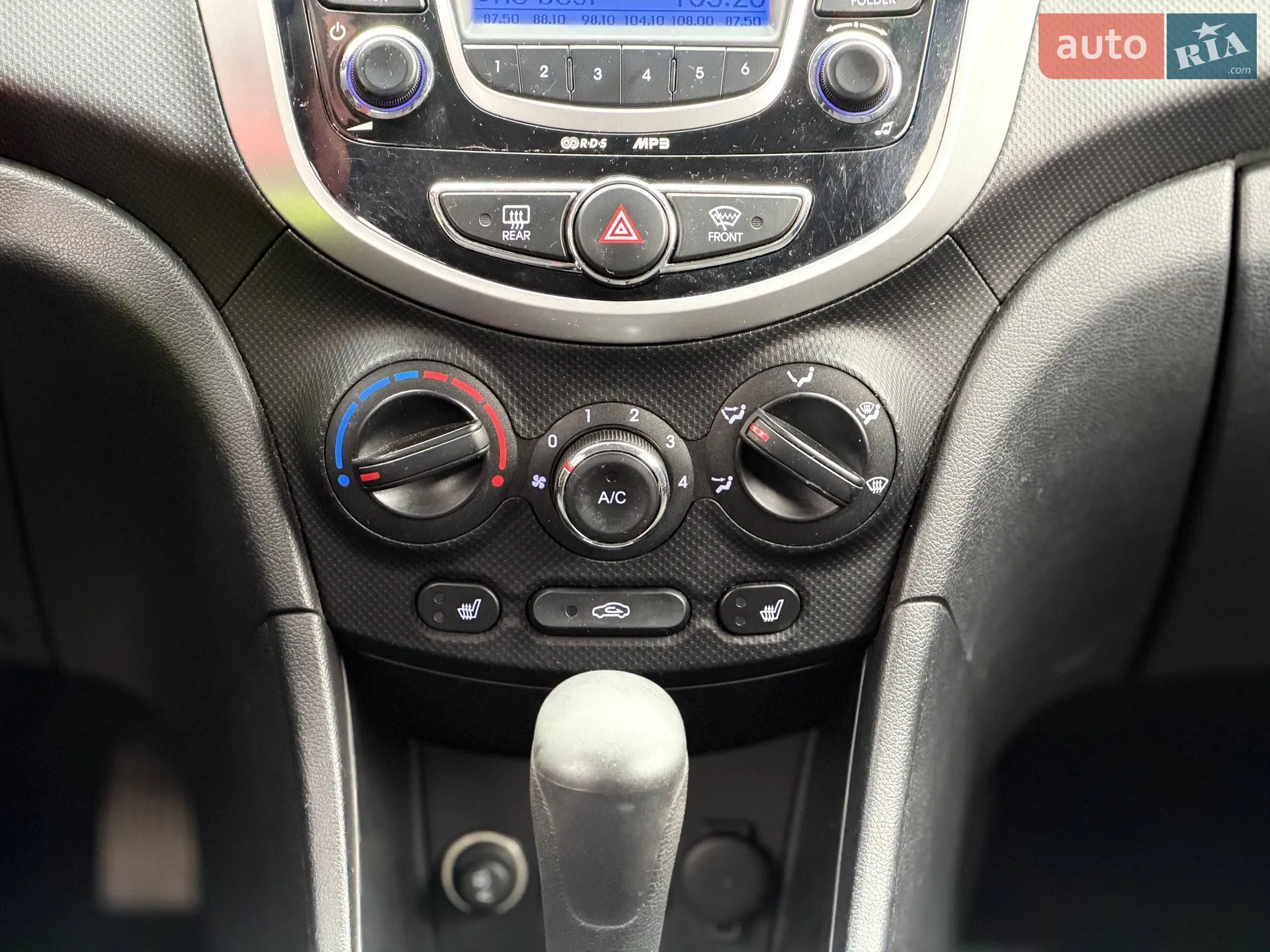 2012 Hyundai Accent - мініатюра 48