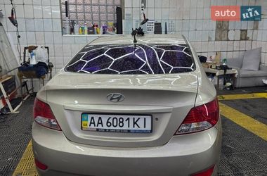 Седан Hyundai Accent 2011 в Києві