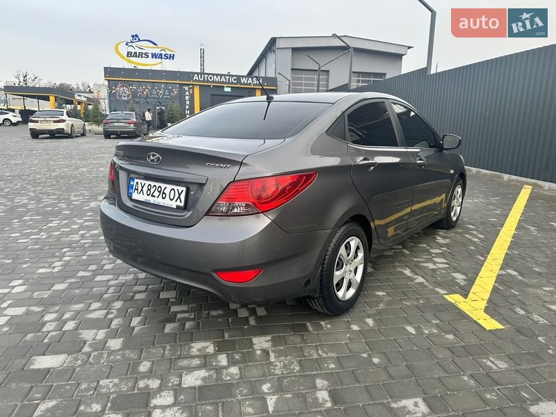 Седан Hyundai Accent 2011 в Харкові