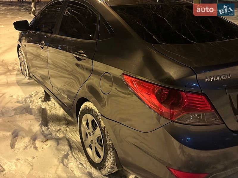 Седан Hyundai Accent 2011 в Харкові