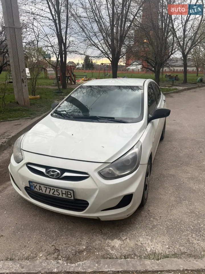 2012 Hyundai Accent - мініатюра 22