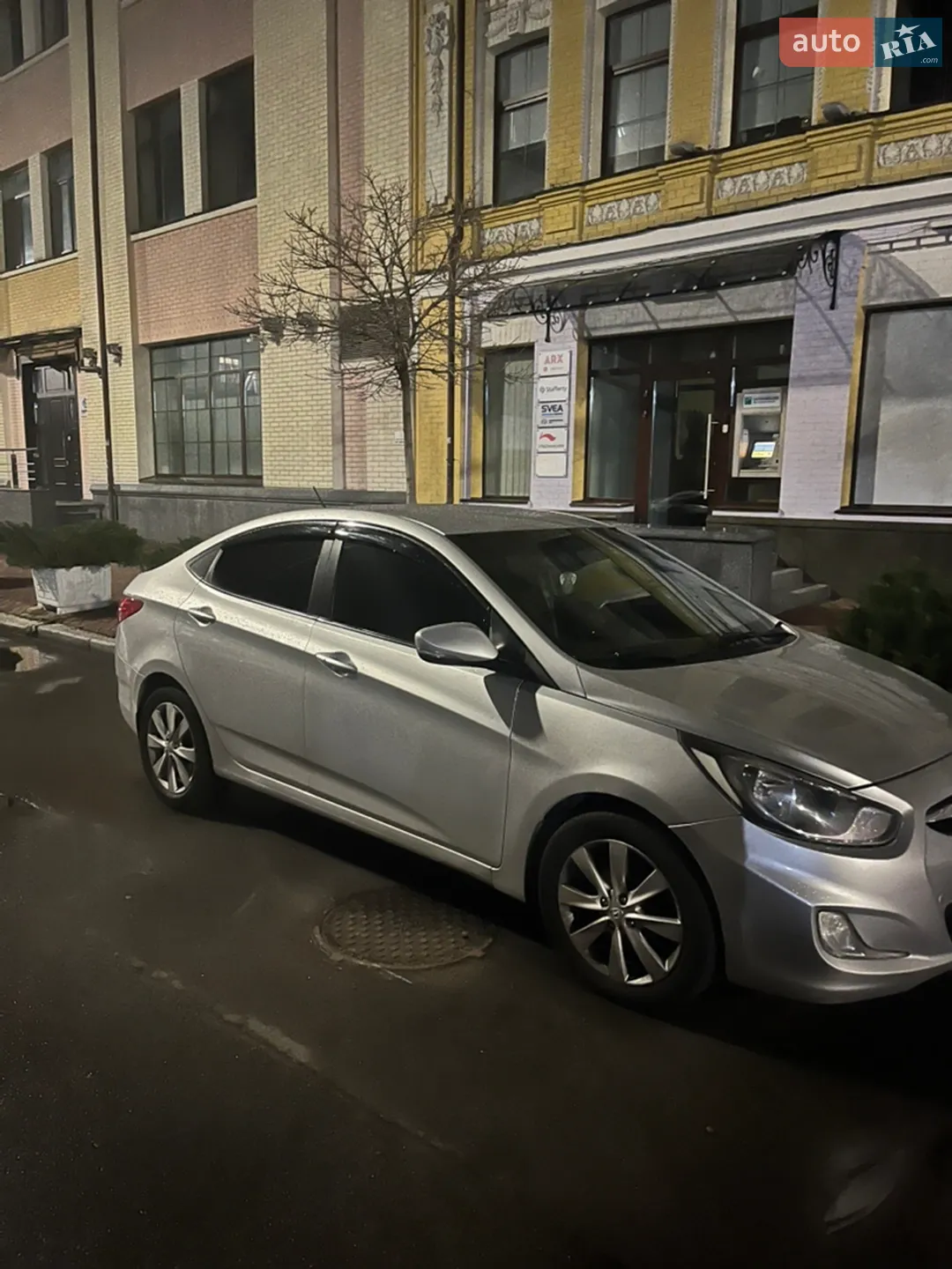 2011 Hyundai Accent - мініатюра 2