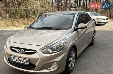Седан Hyundai Accent 2011 в Києві