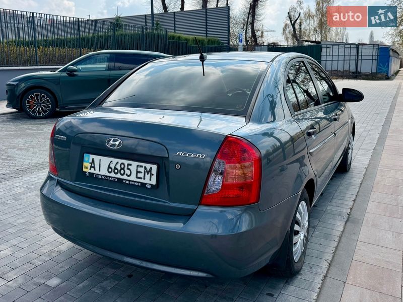Седан Hyundai Accent 2008 в Киеве