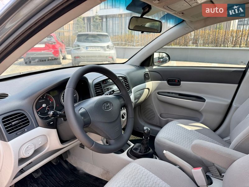 Седан Hyundai Accent 2008 в Киеве
