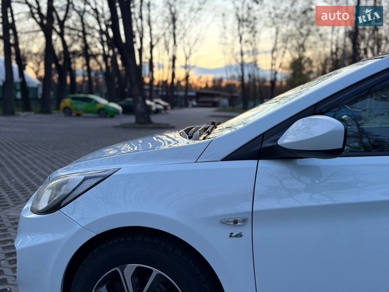 Седан Hyundai Accent 2012 в Харькове