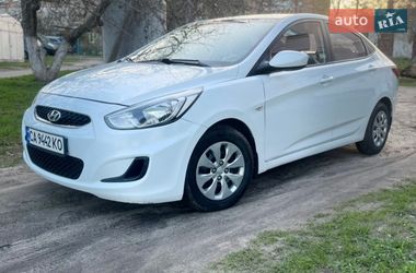 Седан Hyundai Accent 2017 в Смеле