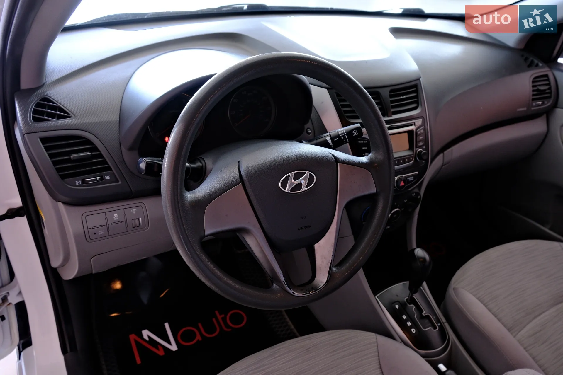 2016 Hyundai Accent - мініатюра 25