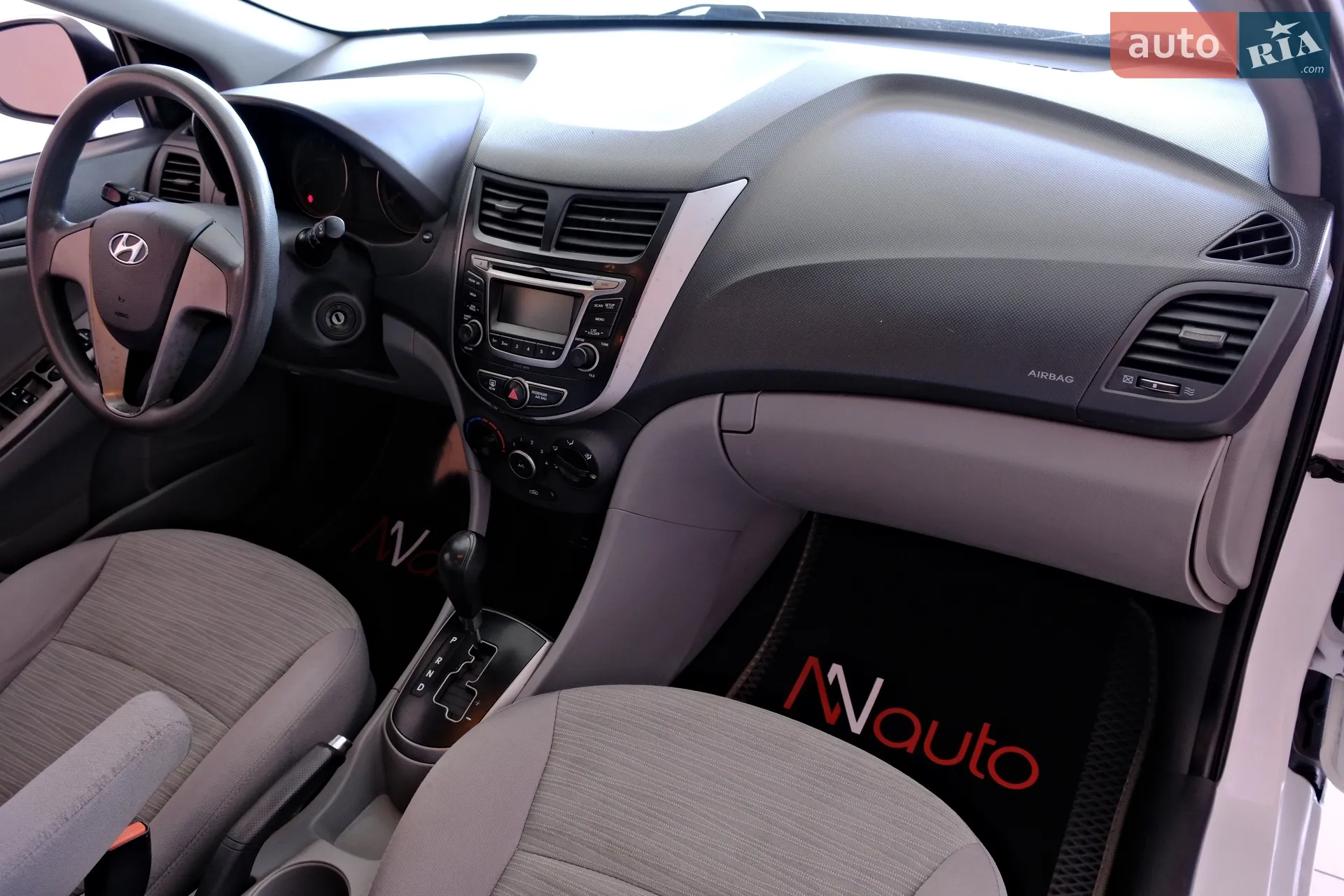 2016 Hyundai Accent - мініатюра 31