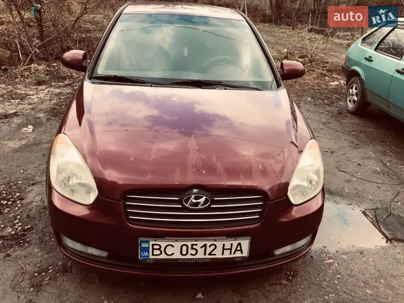 Hyundai Accent