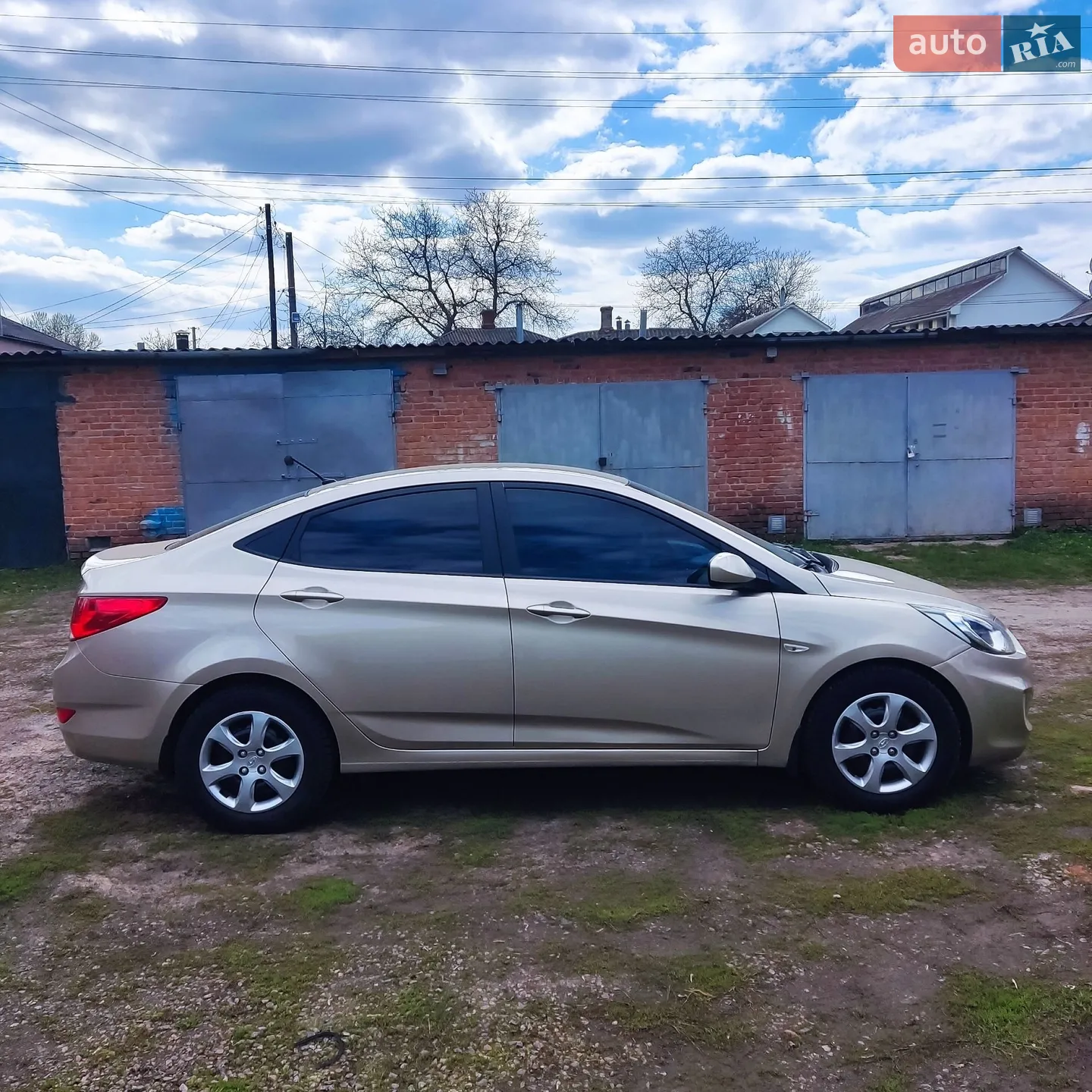 2012 Hyundai Accent - мініатюра 9