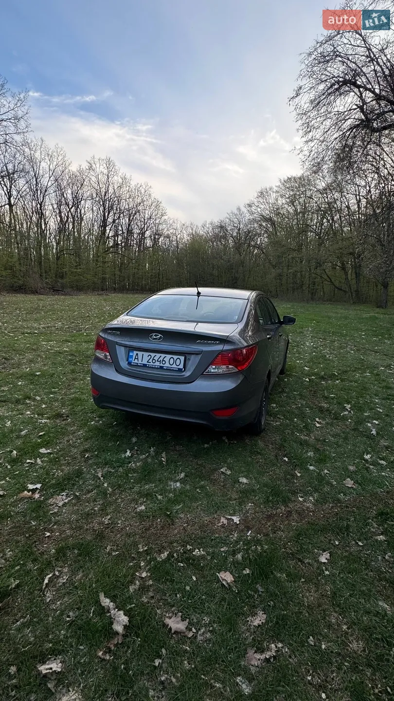 2012 Hyundai Accent - мініатюра 6