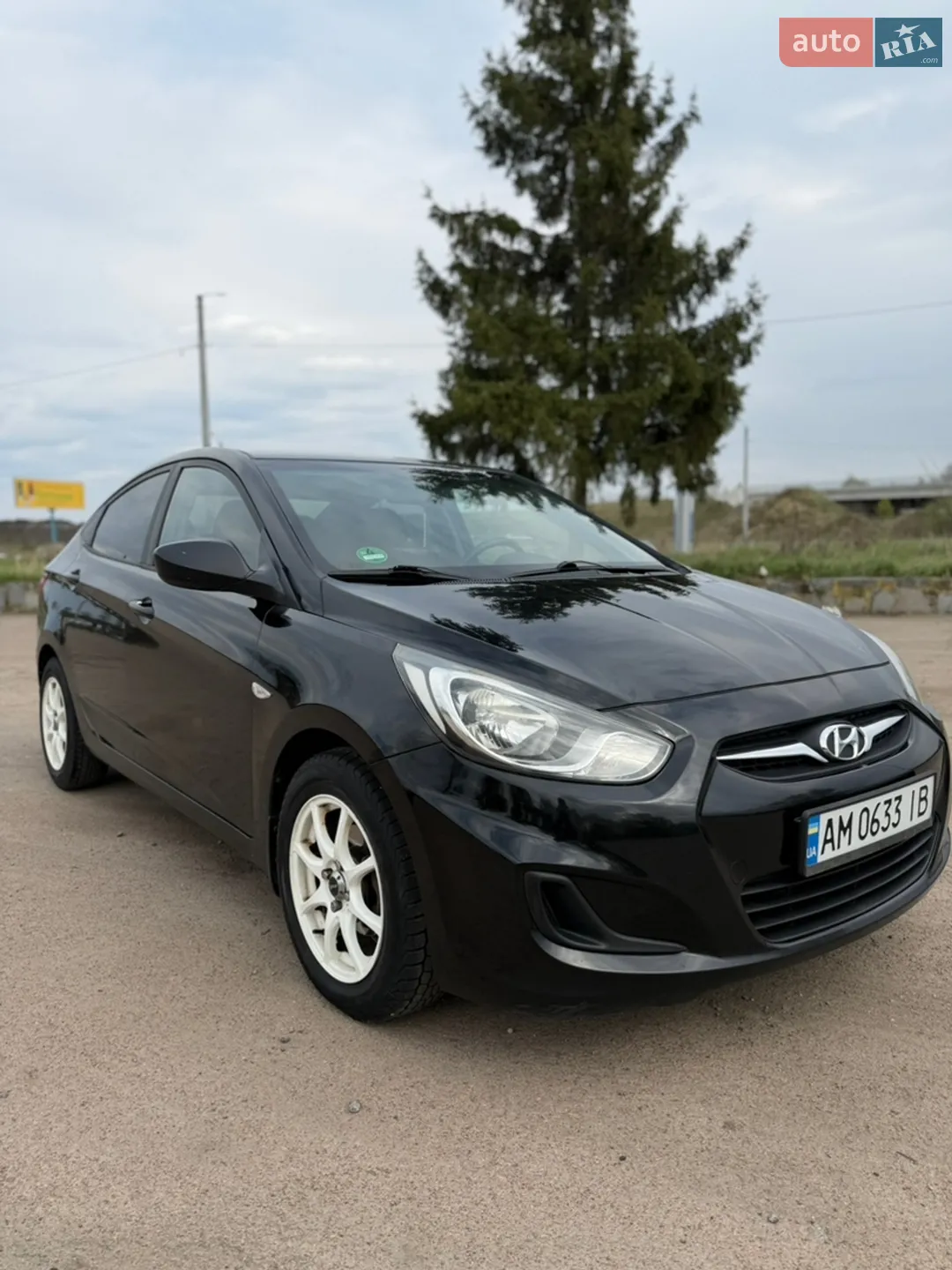 2011 Hyundai Accent - мініатюра 6