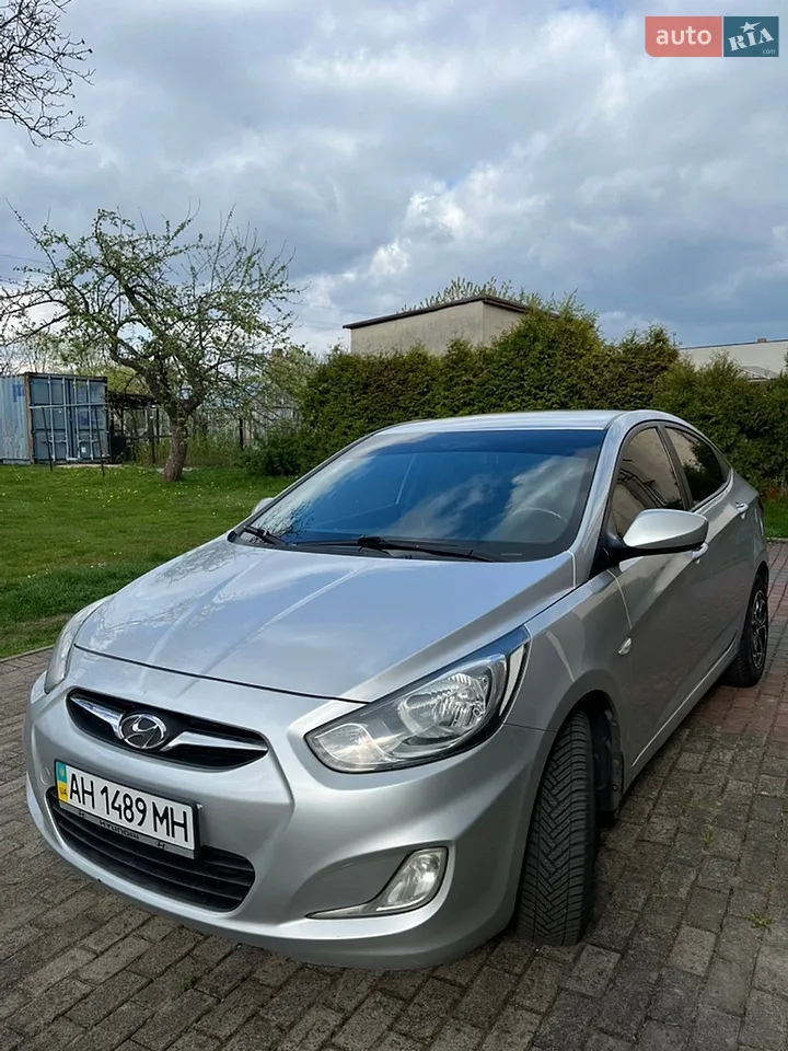 2012 Hyundai Accent - мініатюра 10