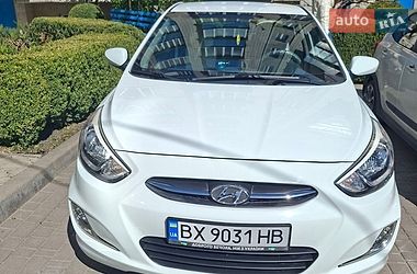 Седан Hyundai Accent 2015 в Кам'янець-Подільському