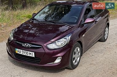 Седан Hyundai Accent 2012 в Василькові