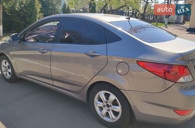 Седан Hyundai Accent 2017 в Киеве