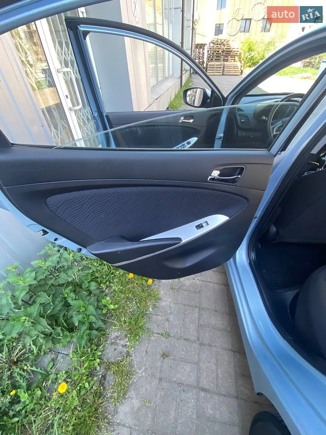 2012 Hyundai Accent - мініатюра 12