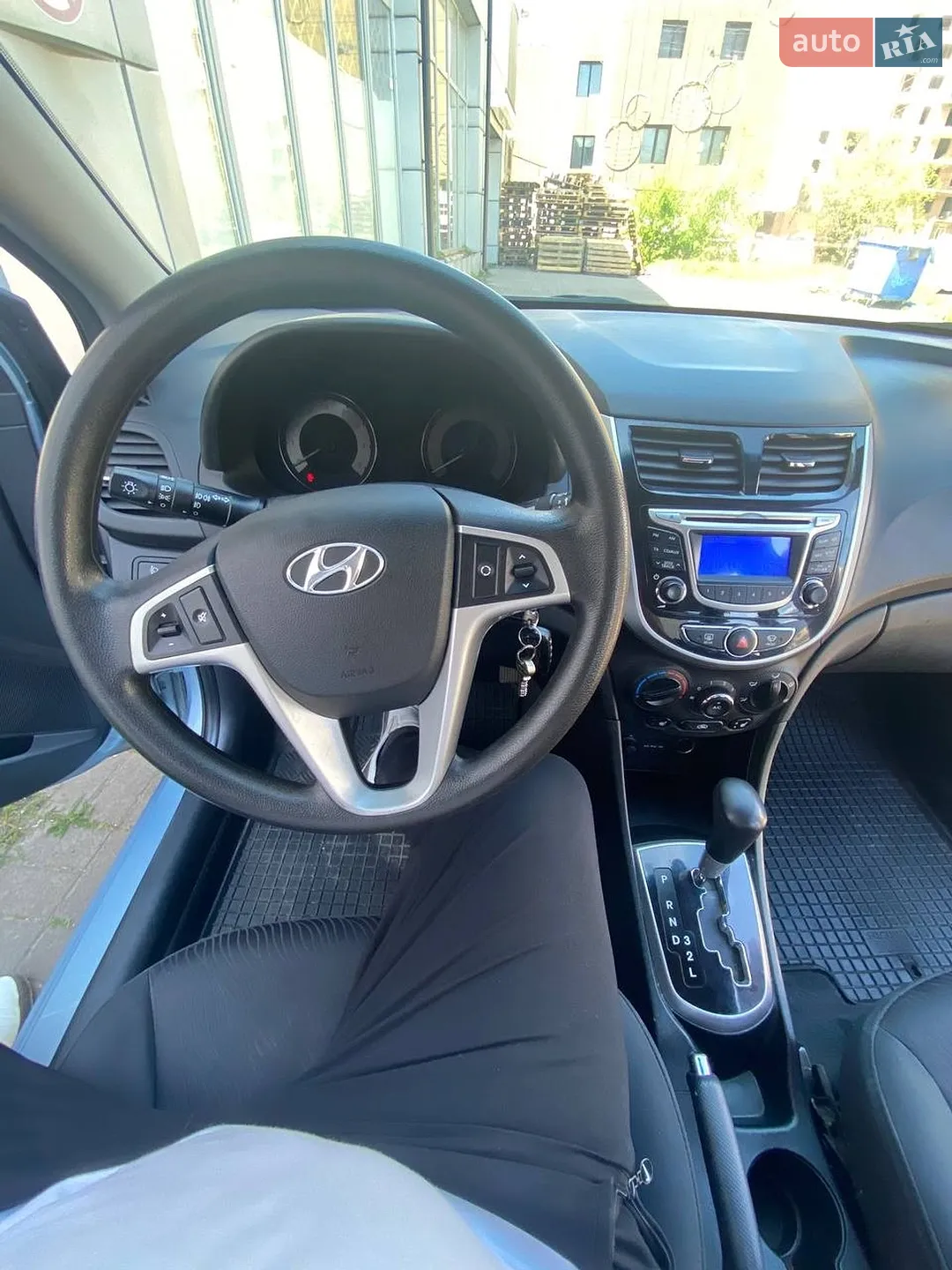 2012 Hyundai Accent - мініатюра 26
