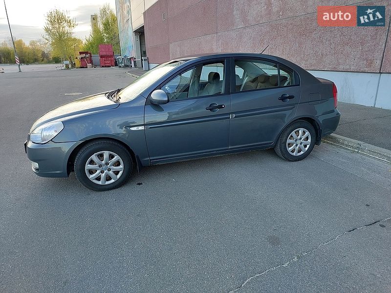 Hyundai Accent 2008