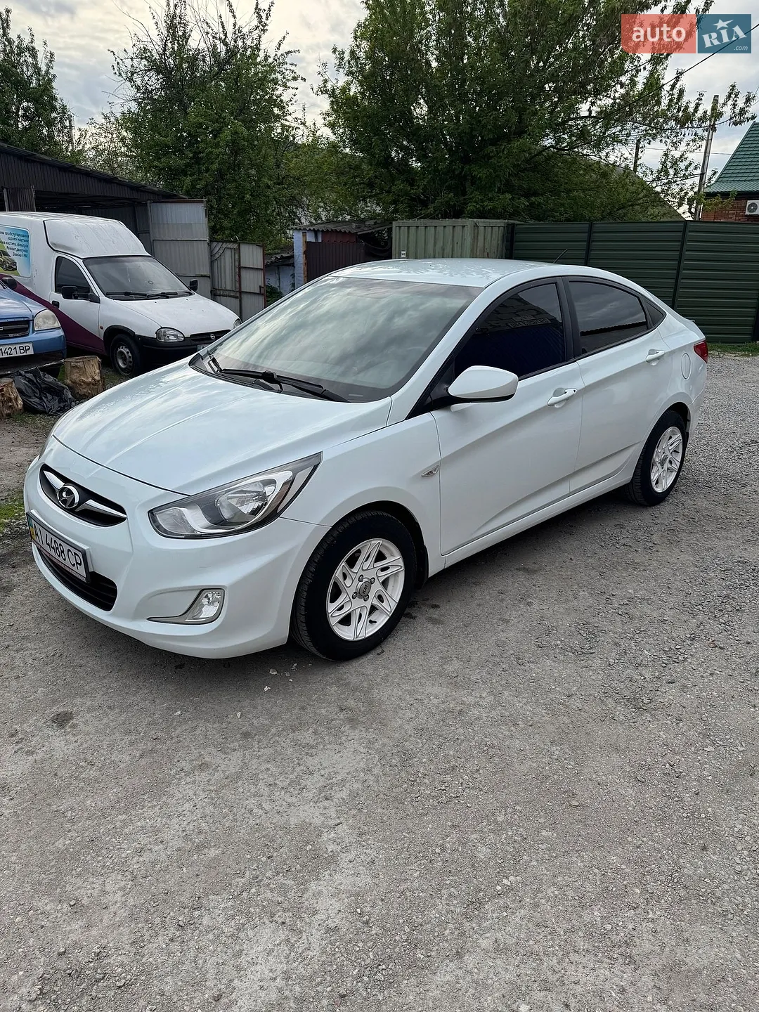 2011 Hyundai Accent - мініатюра 2