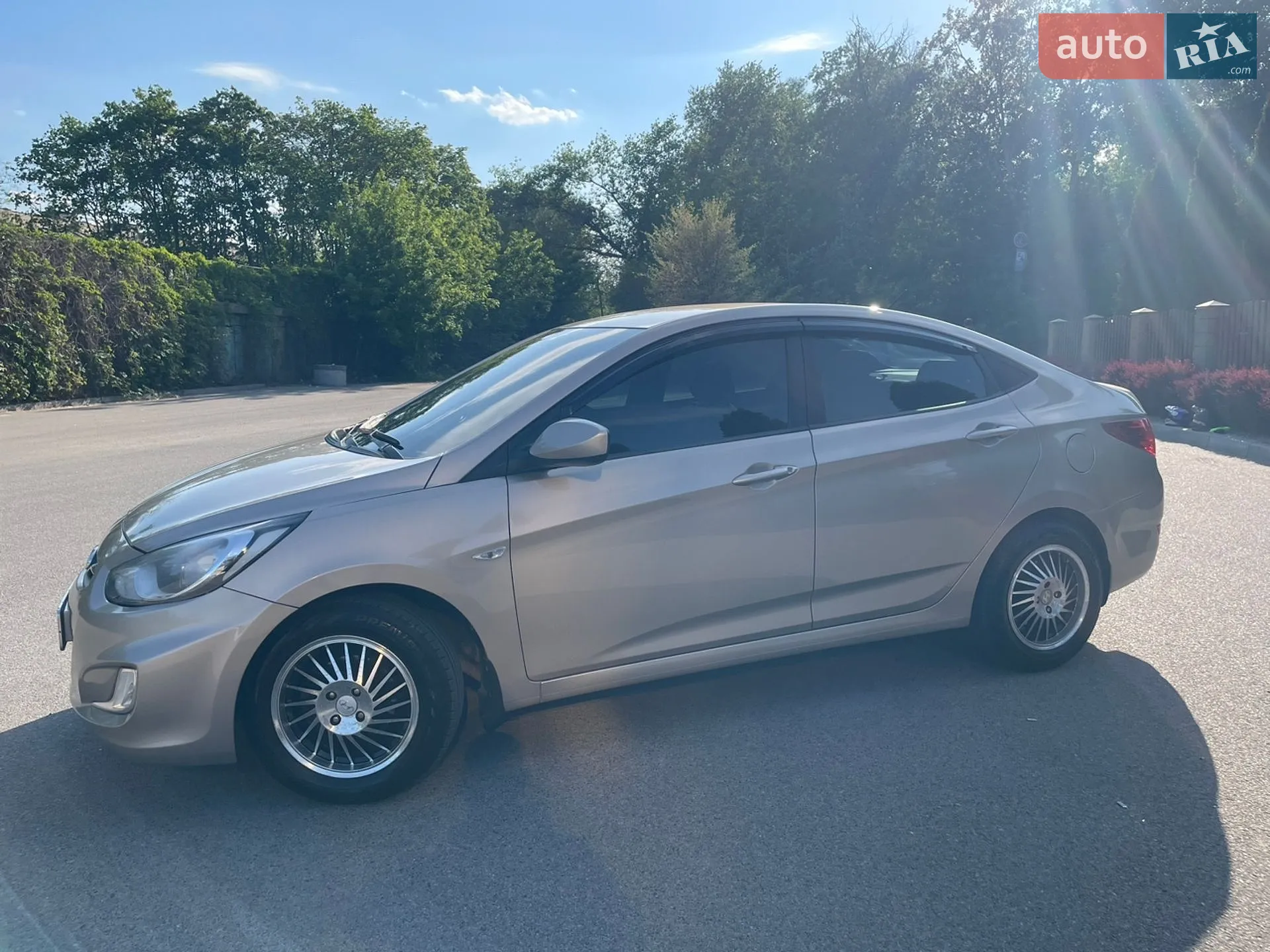 2012 Hyundai Accent - мініатюра 70