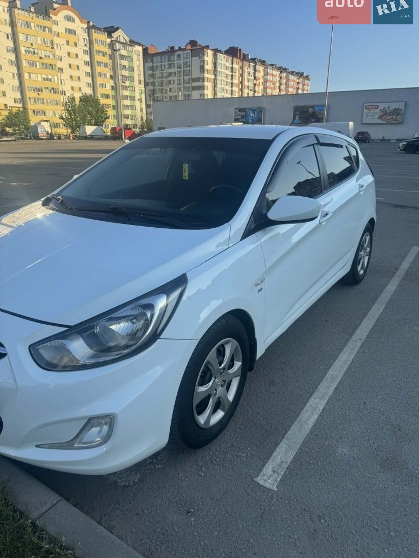 2012 Hyundai Accent - мініатюра 3